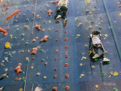 -山之巅攀岩馆(太古城店)