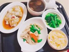 -臻爱住家月嫂育儿嫂(万达店)