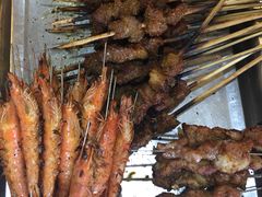 -清真磊磊烧烤老店(饮虎池街34号店)