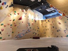 -Upper Climbing Gym 攀岩(华侨城店)