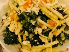 -WOLFGANG PUCK KITCHEN & BAR(迪士尼小镇店)