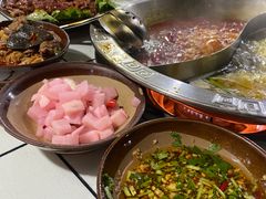-重庆故事姊妹老火锅(财经学院店)