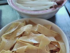 -皇城老妈·大连海鲜火锅(港湾店)