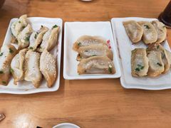 -小姜锅贴(凤凰街店)