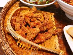 -爆炸头阿姨小四川正宗川味小吃(无任何分店)