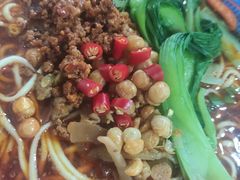 -菲哥麻辣烫(贵山小区店)
