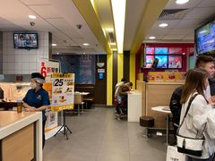 -麦当劳(呼市新华东街店)