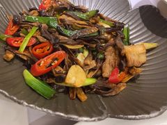 -骏莱海鲜鱼港(五角场店)