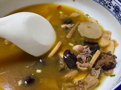 -勇哥饭店(西湖路店)