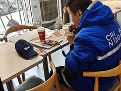 -华莱士·全鸡汉堡(五号路店)