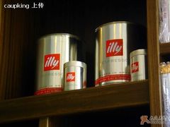 illy咖啡-榖屋house of flour(张江首店)