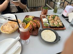 -Luga's 西餐酒吧·bistro(百家湖1912店)
