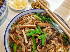 -镇南锅盖面馆(解放路店)