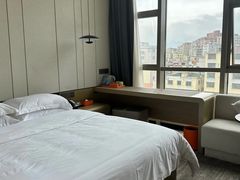 -雲宜贵宾舍酒店(深圳龙东地铁站店)