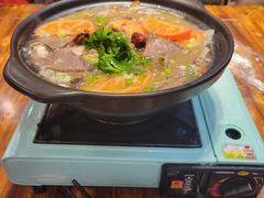 -乡土特色.冷锅鱼.牦牛肉汤锅