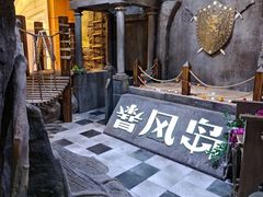 -暴风岛沉浸式体验馆(百联世纪店)
