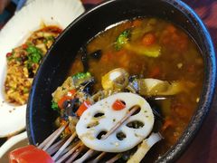 -川人百味·水煮活鱼(赛罕万达店)