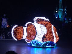 -海底巡游艇:尼莫和好友的海洋世界