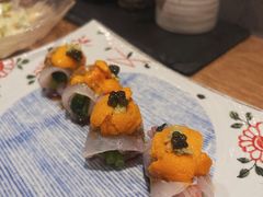 鲷鱼甜虾春菊卷海胆-水之惠鲜鱼料理(王府大街店)