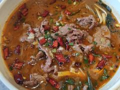 水煮牛肉-大食代美食广场(迪士尼小镇店)