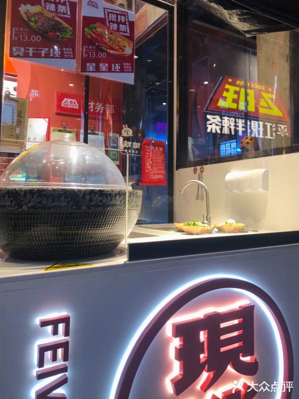 绝了绝了。不得不说,它是好看的。哈哈哈哈哈哈