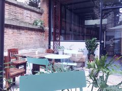 -怪兽咖啡 Monster Cafe