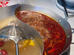 -左庭右院鲜牛肉火锅(金山万达店)