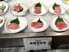 -雍容荟活帝王蟹活龙虾自助(苏宁旗舰店)