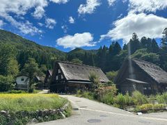 -白川乡与五箇山的合掌构造村落