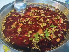 美蛙爱上小米椒-味之绝美蛙鱼头火锅(龙潭店)