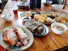 烧肉-洲心明记烧肉大粥(总店)