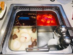 四宫格锅-海底捞火锅(松雷店)