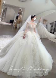 -艾米丽婚纱礼服