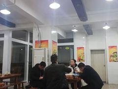 大堂-陈有良尖椒鸡(渝中旗舰店)