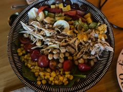 鸡肉彩虹沙拉碗-IL TEATRO 精品意大利餐厅