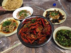 -巴厘龙虾·榜首油焖大虾(音乐学院·沿江酒馆店)
