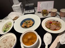 -英芬国际月子中心(岛屿度假月子·洲至奢选香岚店)