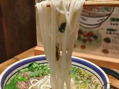 -云阿蛮云南生烫牛肉米线(奉贤路店)