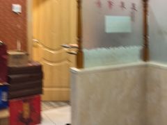 -超越海鲜屋(飞龙物业店)