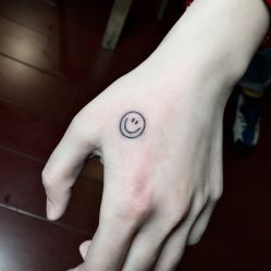 -明星刺青·洗纹身