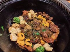 -锅老头海鲜铁锅炖