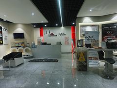 -龙膜膜方汽车贴膜隐形车衣汽车改色(河东店)