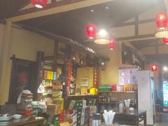 -富正毅三下锅·湘西韵味(天门山索道店)