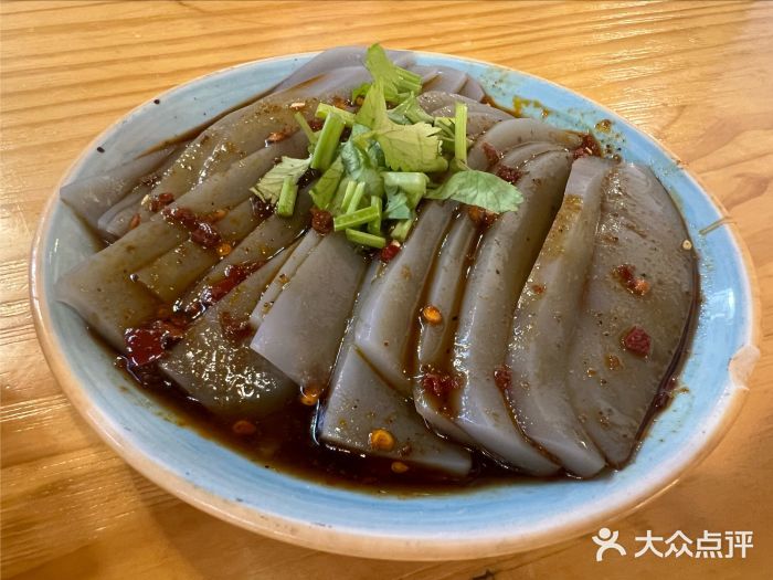 勺子米线·云南传统小吃市集(四方街店)鸡豆凉粉图片