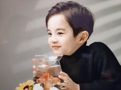 -天天向上儿童摄影(新华创意产业园店)