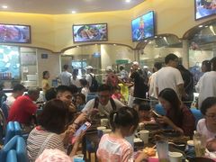 等位区-城堡餐厅(长隆海洋王国店)