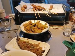 -粟氏天府·东北烧烤(长安街店)