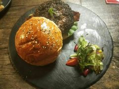 -HIGH FIVE哈福手工汉堡(桂林路店)