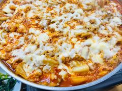 -亲昵春川鸡排(韩国美食街店)