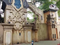 -龙凤山庄影视度假村